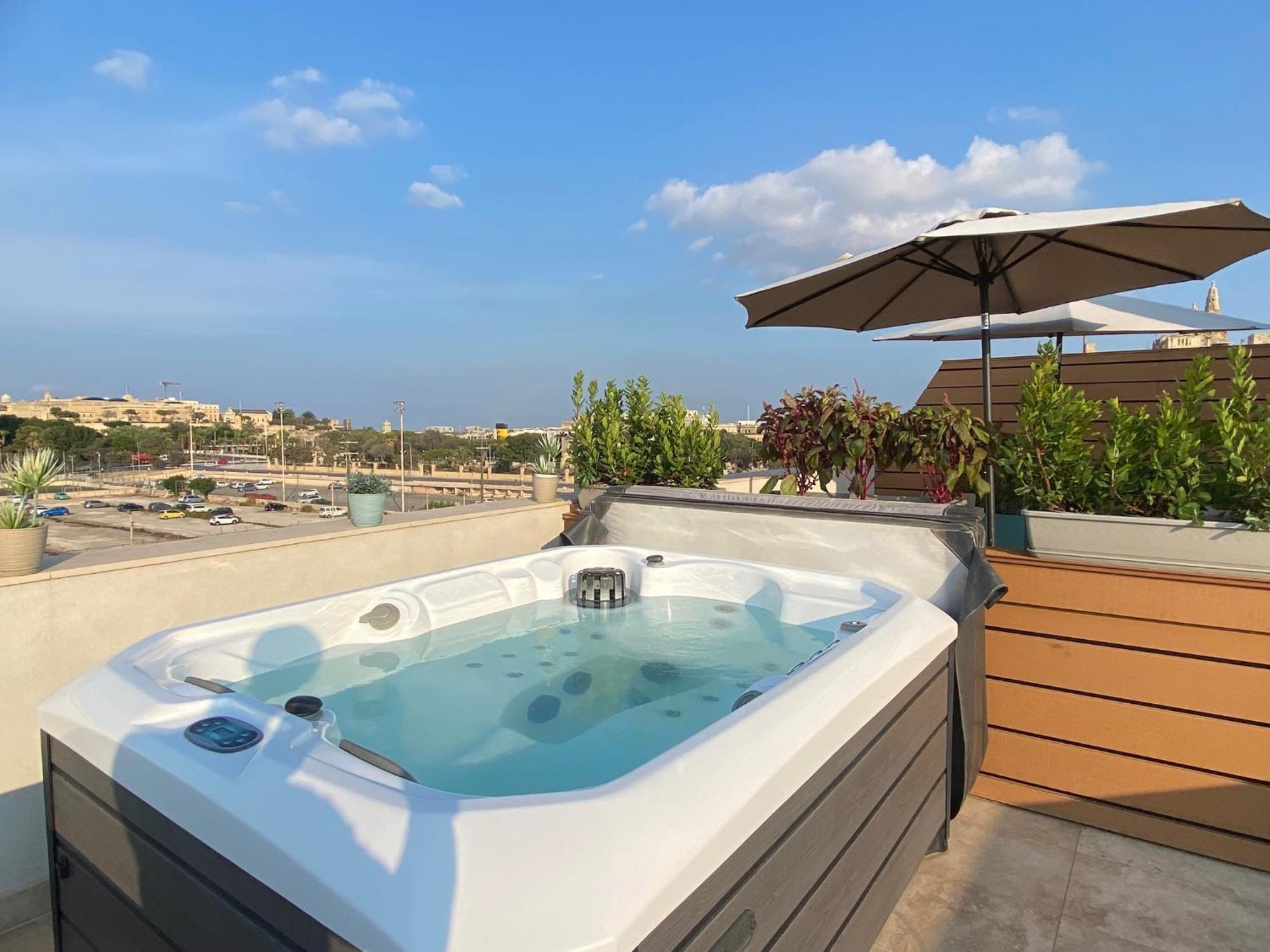 Tritoni Valletta Boutique Hotel Il-Furjana Exterior photo